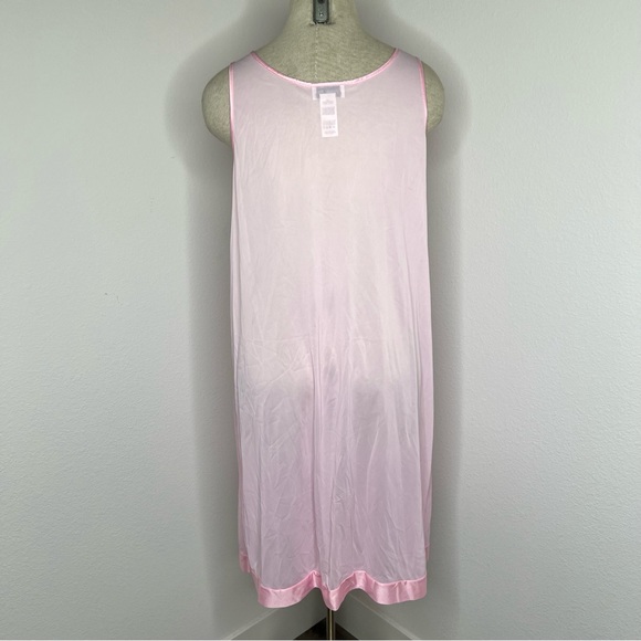🔹 Vintage Vanity Fair Nightgown Deadstock - Picture 2 of 4
